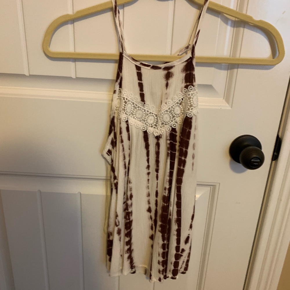 Burgundy and White tank top!!